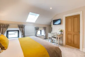 Kingston’s Townhouse - Room