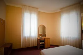 Hotel Bellevue - Room
