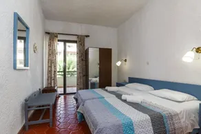 Emmanuel Apartments - Camera