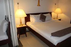 Times Square Grand Service Suite - Zimmer