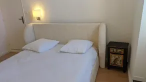 Chambre Voltaire ou Chambre Beckett, terrasse en bord de Sorgue - Room