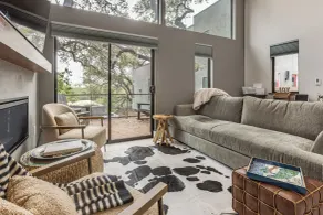 Modern Home w/ Hot Tub in Austin, Pets Welcome! - Innenbereich