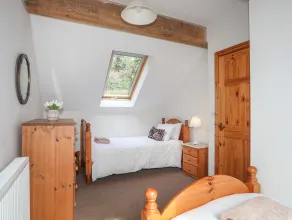 Long Cottage - Room