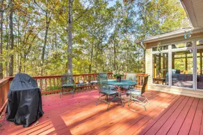 Lakefront Hartwell Retreat w/ Gas Grill & Deck! - Innvendig