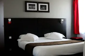 Enzo Hotels Cannes-Écluse by Kyriad Direct - Værelse