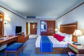 Cholchan Pattaya Beach Resort - SHA Extra Plus - Chambre