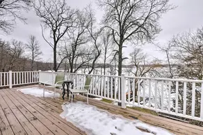 Lakeside Cottage Escape With Private Dock & Deck! - Innenbereich