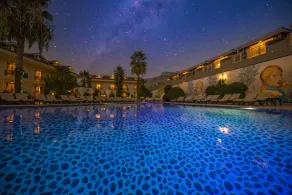 Han Deluxe Hotel - Piscina