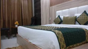 Hotel WTI Modesty - Habitación