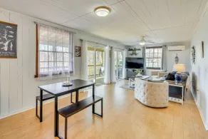Lake Haven on Lake Hartwell: Cozy 2BR Apt - Interior