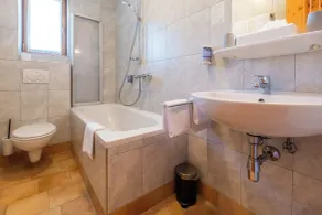 Hotel Rietzer Hof, Austria - Baño