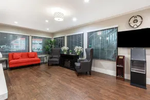 Days Inn by Wyndham Bainbridge - Lobby