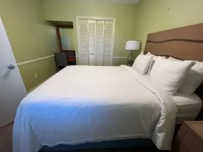 Gulfstream Manor - Camera