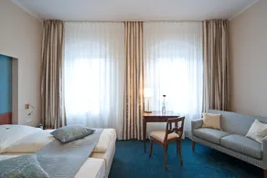 Hotel Martha Dresden - Room