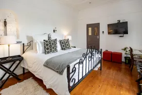 84 on Fourth Guest House - Quarto