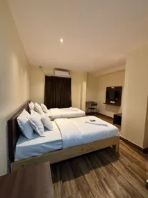 De Classico Hotel - HBR Layout - Bathroom