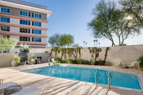 Element by Marriott Scottsdale at SkySong - Piscine