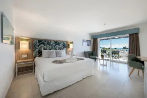 Playa Blanca Beach Resort, Spa & Residences - Habitación