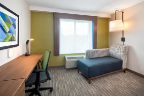 Holiday Inn Express & Suites Halifax Airport by IHG - Værelse