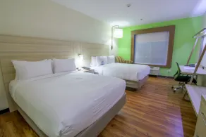 Holiday Inn Express & Suites Raymondville by IHG - Room