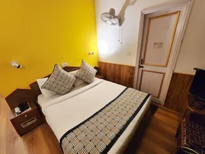 Hotel Pineview Shimla - Chambre
