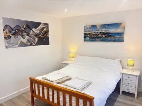 Spacious Comfortable 2 Bed Apartments in Oxford, Free Parking, OX2 Easy Access to City Centre & Hospitals - Værelse