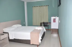Bonjour Hotel - Habitación