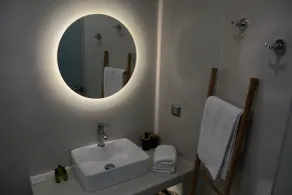 Noir Santorini - Banheiro
