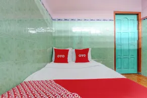 Hotel O Pondok Wisata Kurniawan 2NearWonogondang Camp ( Bumi Perkemahan Wonogondang ) - Værelse