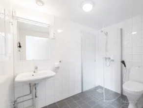Gammelskola Apartments - Bathroom
