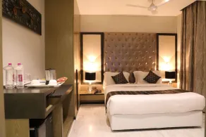 Hotel Imperial Grand - Room