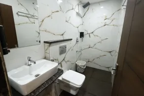 Hotel Raj Residency - Salle de bain