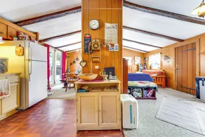Hike, Ski & Unwind: Cabin w/ Deck in Chester! - Interiør