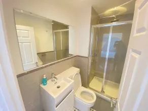 Essex Studio Retreat - Flat 4 - Badeværelse