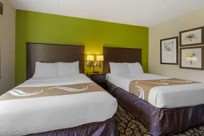 Quality Inn Oshkosh Aviation Park - Rom
