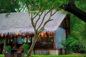Miridiya Lake Resort - Restaurant