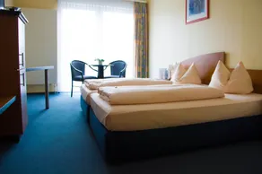 Hotel Stadt Püttlingen - Room