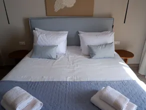 Kaiser Luxury Suites - Chambre