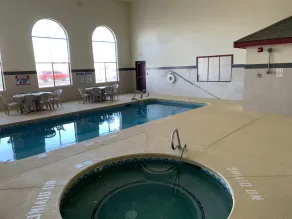 Brentwood Inn & Suites - Pool