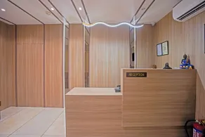 Hotel Sukoon, Best Luxurious Hotel Rooms In Surat City Center - Reception