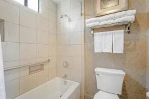 Best Western Plus Anaheim Inn - Bad