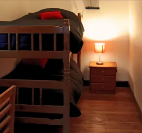 Hostal Irreal - Hostel - Room