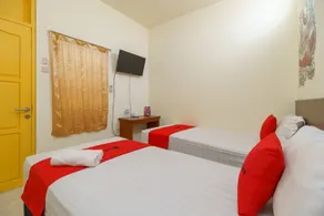 RedDoorz @ Tanjung Duren - Chambre
