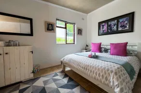 Hermanus Backpackers & Budget Accommodation - Værelse