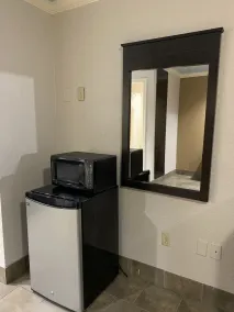 Luxury Inn and Suites - Chambre