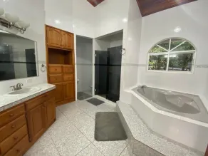 Coffee Estate Inn - Bathroom