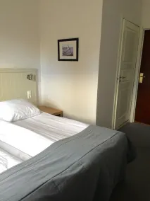 Adels Hotel - Chambre