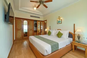 Fariyas Hotel Mumbai , Colaba - Room