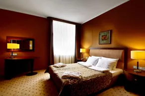Grand Royal Hotel - Room