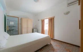 Wanna Studio Apartments - Room